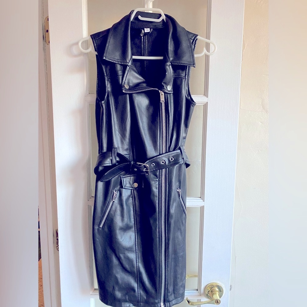 Stretchy, figure hugging black leather zip up dress